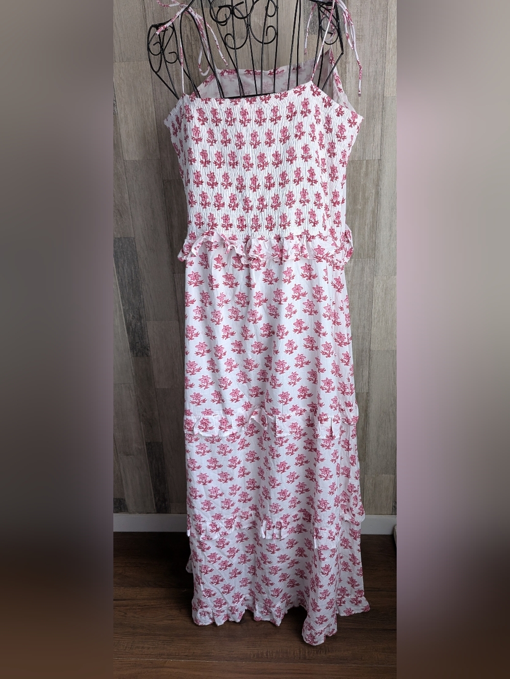Victoria Dunn Maxi Dress - Picture 4 of 13